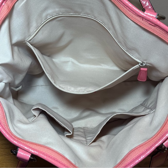 Coach Signature Stripe Pocket Tote - Picture 13 of 15